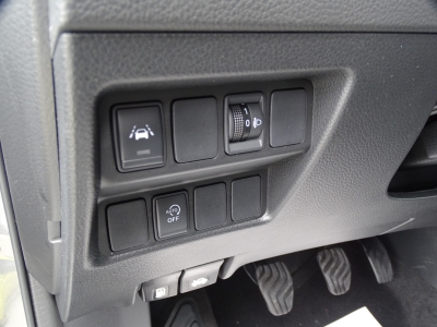 Nissan Qashqai 1.3 / N-Connecta/ NAVI /KLIMAAUTO/SHZG  