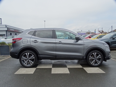 Nissan Qashqai 1.3 / N-Connecta/ NAVI /KLIMAAUTO/SHZG  