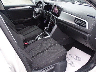 VW T-Roc 1.5LIFE*DSG*AHK*NAVI*DAB*LED*PDC*GJR*SHZG 