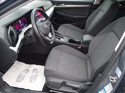 VW Golf 2,0 TDI Move*LED*NAVI*DAB*RFK*PDC*SHZG*ACC*