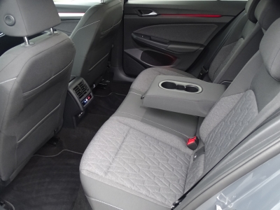 VW Golf 2,0 TDI Move*LED*NAVI*DAB*RFK*PDC*SHZG*ACC*