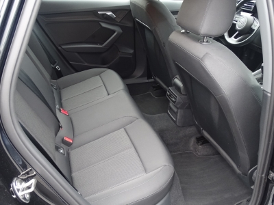 Audi A3 30 TFSI*LED*CARPLAY*SHZG*DAB*PDC*GJR*MFL*TEL*