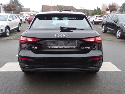 Audi A3 30 TFSI*LED*CARPLAY*SHZG*DAB*PDC*GJR*MFL*TEL*
