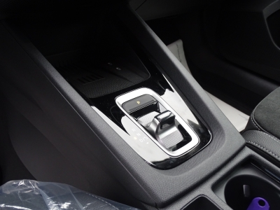 Skoda Octavia 2.0 TDI 110 kW Selection /DSG / NAVI/LED