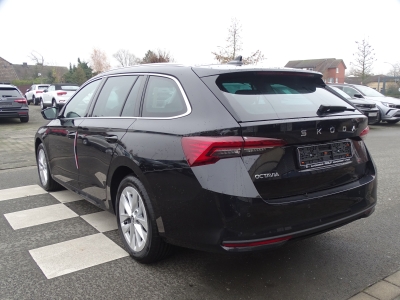 Skoda Octavia 2.0 TDI 110 kW Selection /DSG / NAVI/LED