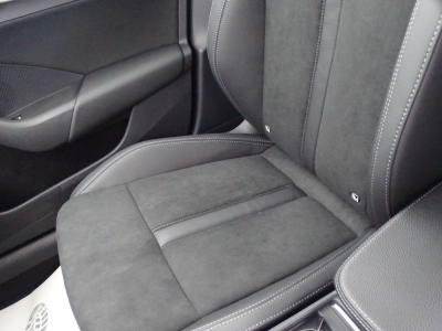 Skoda Octavia 2.0 TDI 110 kW Selection/DSG / NAVI /LED