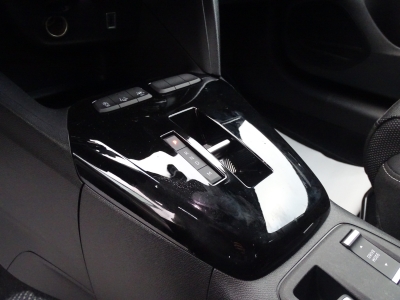 Opel Corsa 1.2 GS/AUTOM./ R-KAMERA/ SHZ/ CARPLAY/LED 