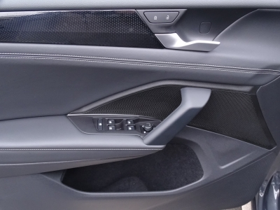 VW Tiguan 2.0 TDI*LIFE*DSG*NAVI*GJR*SHZG*LED*RFK*