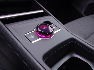 VW Tiguan 2.0 TDI*LIFE*DSG*NAVI*GJR*SHZG*LED*RFK*