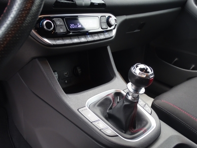 Hyundai i30 1.5 N Line*NAVI*DAB*LED*SHZG*RFK*CAR PLAY* 