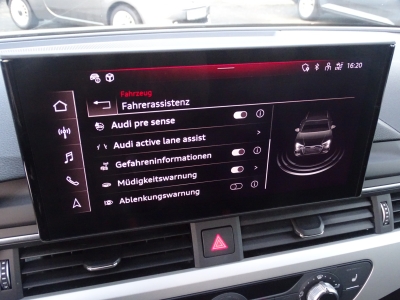 Audi A4 30TDI S LINE*NAVI*S-TRONIC*LED*RFK*SHZG*DAB* 