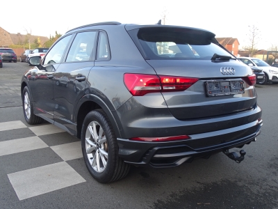 Audi Q3 45 TFSI e*S LINE*NAVI*LED*AHK*RFK*DAB*SHZG*