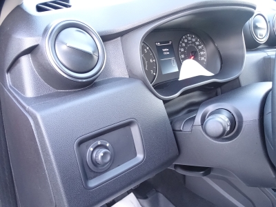 Dacia Duster 1.4 Comfort / CARPLAY / SHZ / ALU / MFL