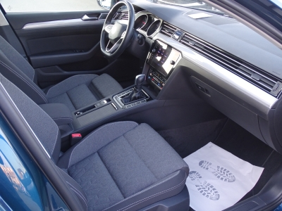 VW Passat 2.0 TDI Business / DSG / NAVI / SHZ /LED 