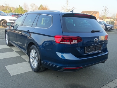VW Passat 2.0 TDI Business / DSG / NAVI / SHZ /LED 
