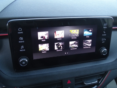 Skoda Kamiq 1.0 Selection / DSG / DESGIN /PANO/CARPLAY