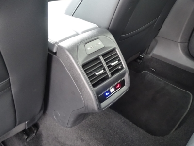 VW Passat 1.5 eTSI*DSG*NAVI*LED*DAB*APP C.*RFK*GJR*