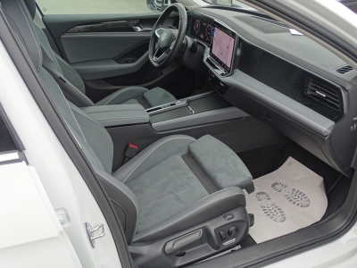 VW Passat 1.5 eTSI*DSG*NAVI*LED*DAB*APP C.*RFK*GJR*