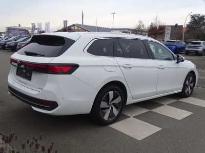 VW Passat 1.5 eTSI*DSG*NAVI*LED*DAB*APP C.*RFK*GJR*