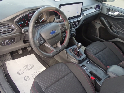 Ford Focus 1.0 ST-Line / LED / NAVI / BLUETH. / MFL