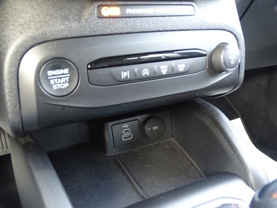 Ford Focus 1.0 ST-Line / LED / NAVI / BLUETH. / MFL