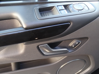 Ford Custom 320 L1 Tourneo Active / AHK / NAVI/Leder 