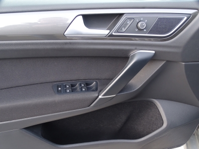 VW Golf Sportsvan 1.0 Join*DSG*NAVI*GJR*SHZG*PDC* 