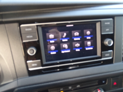VW Transporter 2.0 TDI / KLIMA / AHK / CARPLAY / BC