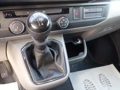 VW Transporter 2.0 TDI / KLIMA / AHK / CARPLAY / BC
