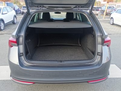 Skoda Octavia 1.5 TSI Selection / FULL-LINK / SHZ/ LED