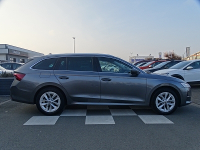 Skoda Octavia 1.5 TSI Selection / FULL-LINK / SHZ/ LED