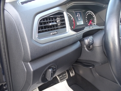 VW T-Roc 1.5 Active*DSG*NAVI*CARPLAY*SHZG*KLIMAAUTO