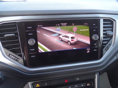 VW T-Roc 1.5 Active*DSG*NAVI*CARPLAY*SHZG*KLIMAAUTO