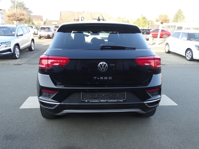 VW T-Roc 1.5 Active*DSG*NAVI*CARPLAY*SHZG*KLIMAAUTO