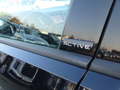 VW T-Roc 1.5 Active*DSG*NAVI*CARPLAY*SHZG*KLIMAAUTO