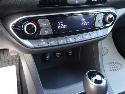 Hyundai i30 1.0 Select*DCT*RFK*DAB*MFL*SHZG*TEMPO*PDC*BC