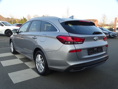 Hyundai i30 1.0 Select*DCT*RFK*DAB*MFL*SHZG*TEMPO*PDC*BC