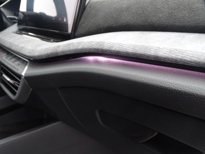 Skoda Octavia 2.0 TDI / AHK/ Selection /DSG / NAVI/LED