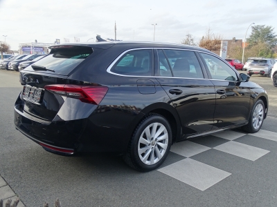 Skoda Octavia 1.5 TSI Selec*DSG*LED*DAB*RFK*ACC*PDC* 