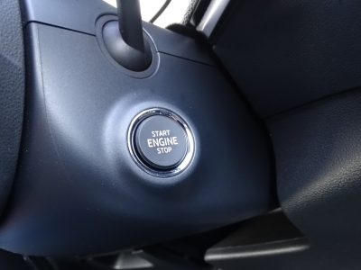 Skoda Karoq 1.5 Selection / LED / SMART-LINK / SHZ 4x 