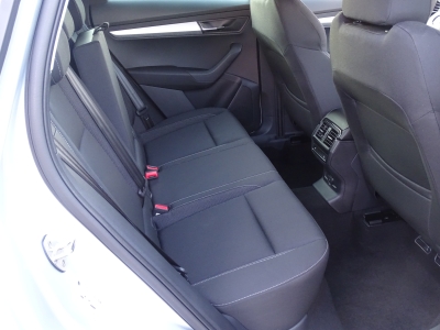 Skoda Karoq 1.5 Selection / LED / SMART-LINK / SHZ 4x 