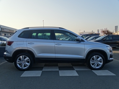 Skoda Karoq 1.5 Selection / LED / SMART-LINK / SHZ 4x 