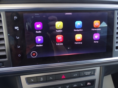 Seat Ateca 1.5 Xperience / DSG / NAVI / SHZ / LED