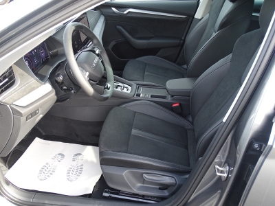 Skoda Octavia 2.0 TDI Selection / DSG / NAVI / LED/AHK