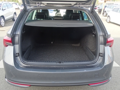 Skoda Octavia 2.0 TDI Selection / DSG / NAVI / LED/AHK