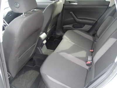 VW Polo 1.0 Life*NAVI*LED*DAB*PDC*CARPLAY*KLIMA*TEL