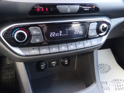 Hyundai i30 1.0 Select Mild-Hybrid / SHZ / CARPLAY / ALU