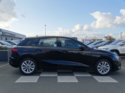 Audi A3 35 TFSI / S-TRONIC / LED / R-KAMERA/ CARPLAY 