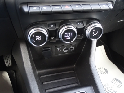 Renault Clio 1.0*NAVI*DAB*LED*SHZG*PDC*TEL.*GJR*TEMPO*