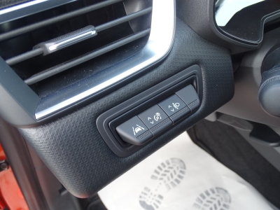 Renault Clio 1.0*NAVI*DAB*LED*SHZG*PDC*TEL.*GJR*TEMPO*